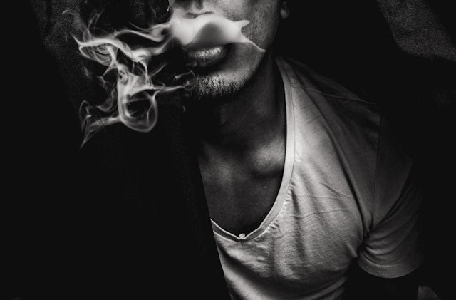 Crystal Glass Cleaner for Bongs: Top Tips for Optimal Cleaning