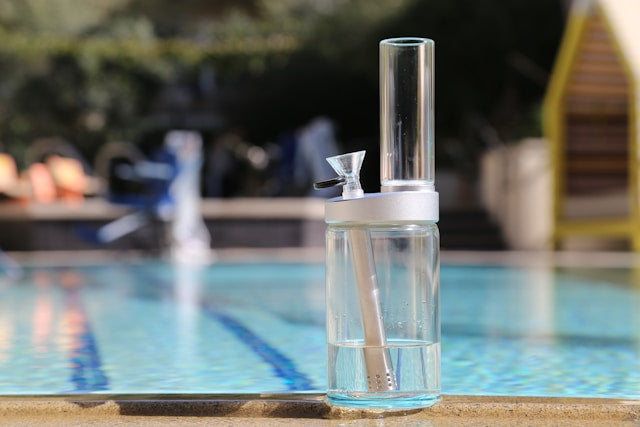 Why Do Bongs Need Water: Essential Filtration Explained