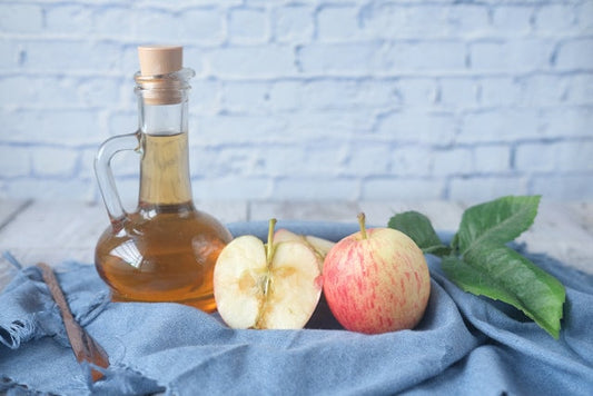 Can You Use Apple Cider Vinegar to Clean Glass: An Effective Solution?